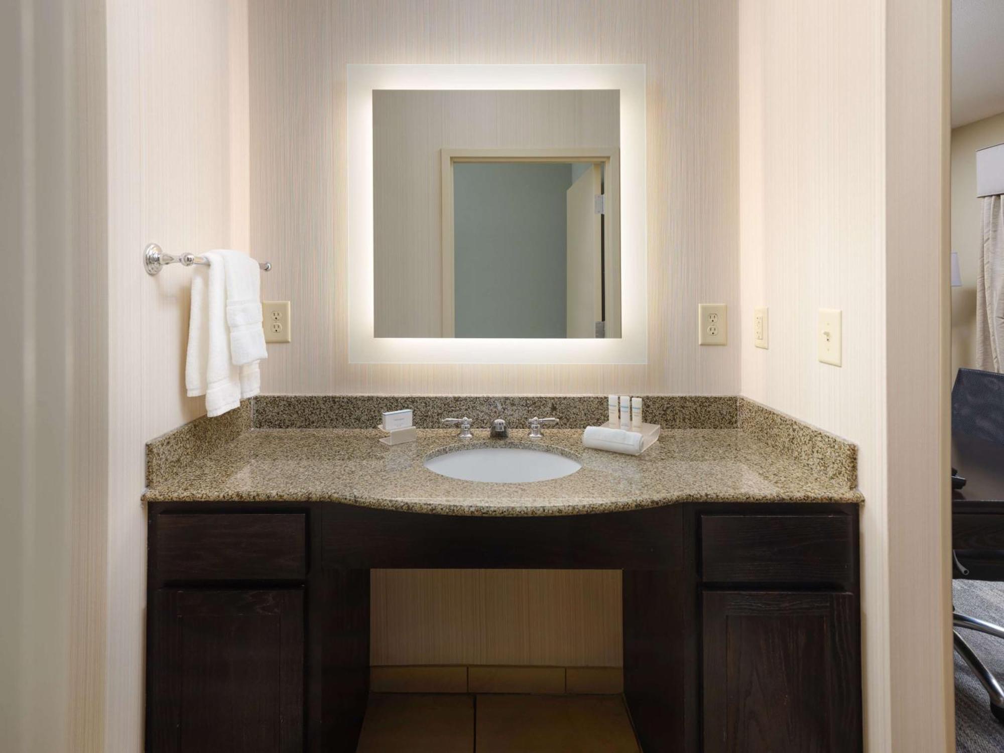 Homewood Suites By Hilton Atlanta Nw/Kennesaw-Town Center Екстер'єр фото