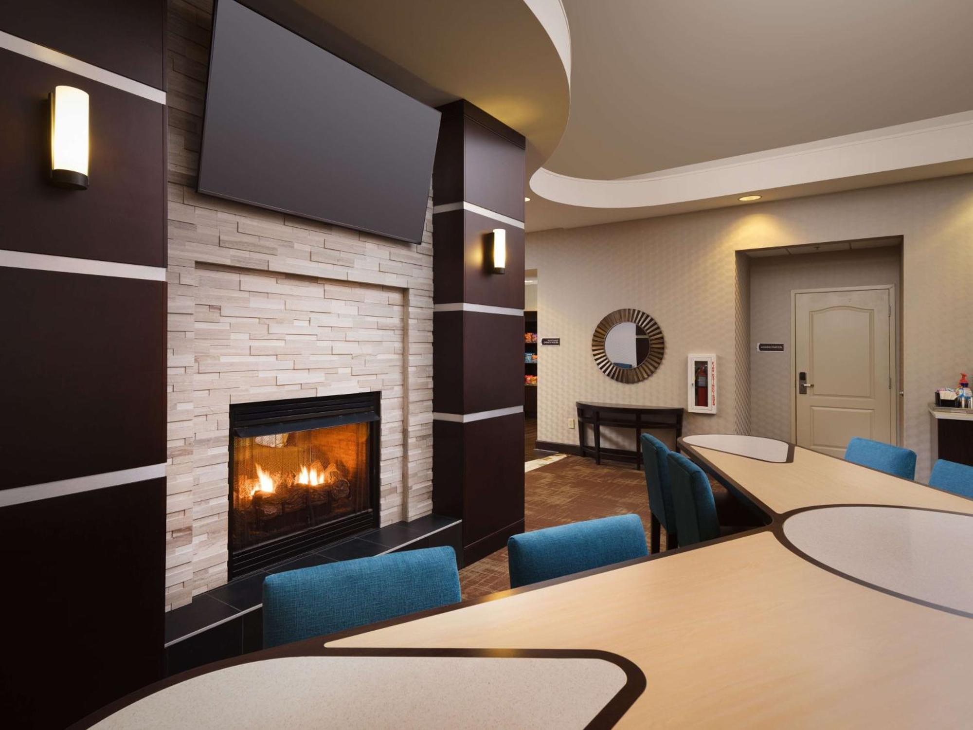 Homewood Suites By Hilton Atlanta Nw/Kennesaw-Town Center Екстер'єр фото