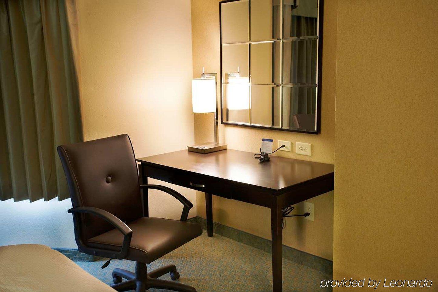 Homewood Suites By Hilton Atlanta Nw/Kennesaw-Town Center Номер фото